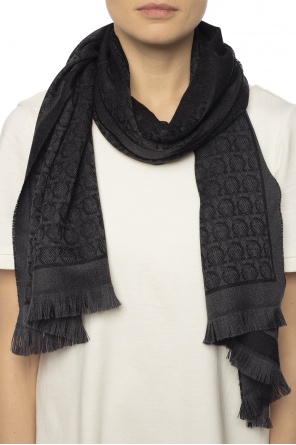 Gancini scarf, zdjęcie 2 Gancini scarf od Salvatore Ferragamo